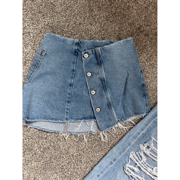 American Eagle By Payless Dresses & Skirts - American Eagle Denim Skirt Mini Blue Button Front Frayed Hem Size 2 Stretch